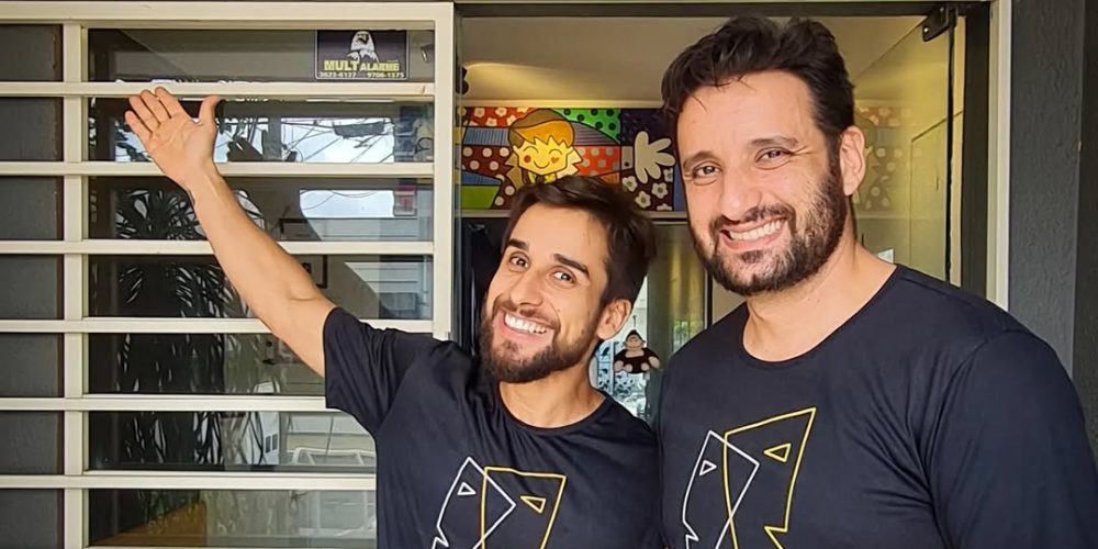 Segunda-feira tem Podcast em Cena com @aluanacarvalho 🎙 Acompanhe nos stories Vem com a gente nesta prosa divertida sobre arte e cultura!....#Podcast #Teatro #Arte #Cultura #Cena